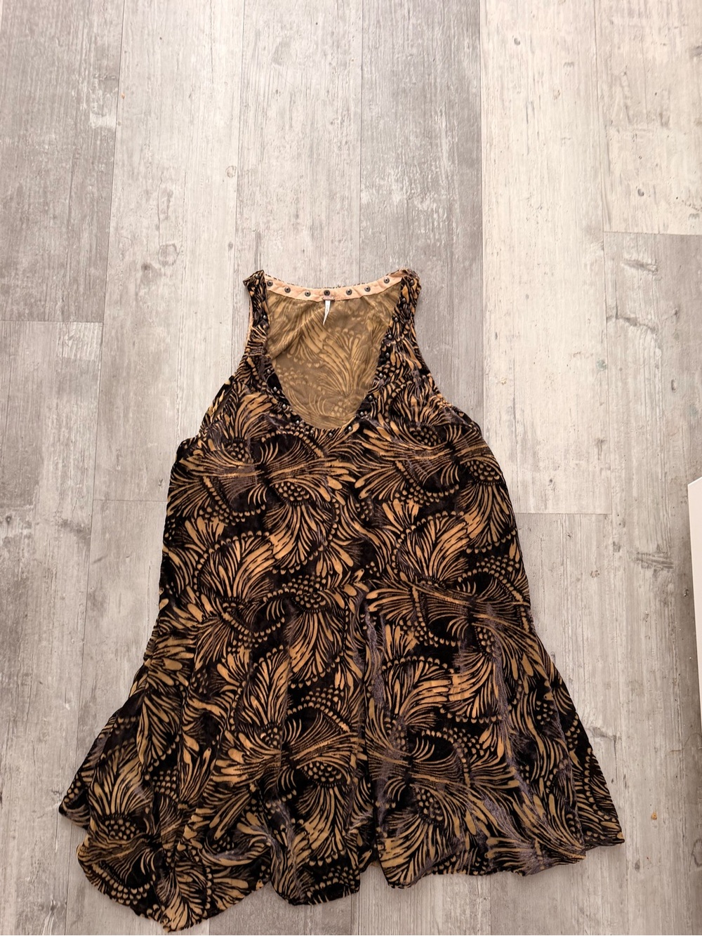 Free People Sleeveless Floral Swirl Tan dress Black & Tan